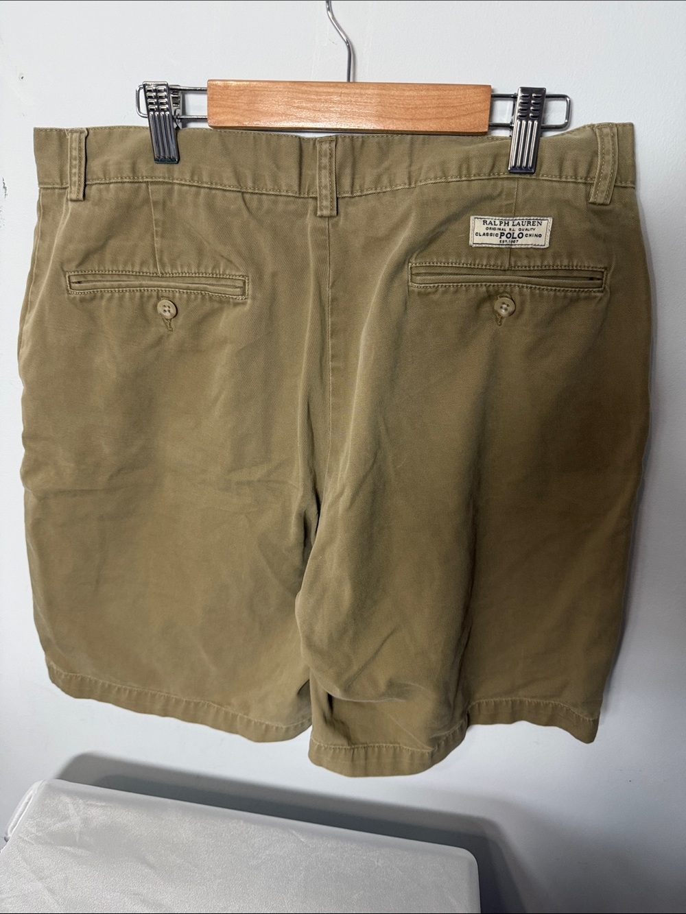 Ralph Lauren Polo Men's Olive/ Khaki  Flat-Front Chino Shorts - Picture 4 of 9